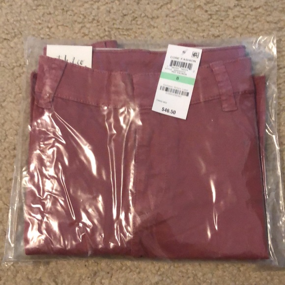 Style & Co Women's Cutoff Shorts Mid Rise - Picture 3 of 4